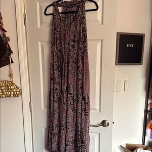 Floral Maxi Dress in Purple and Black Beautiful Sleeveless - Worn Once - Medium